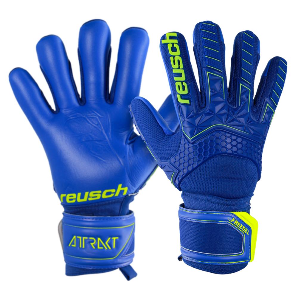 Reusch youth goalkeeper gloves 2025